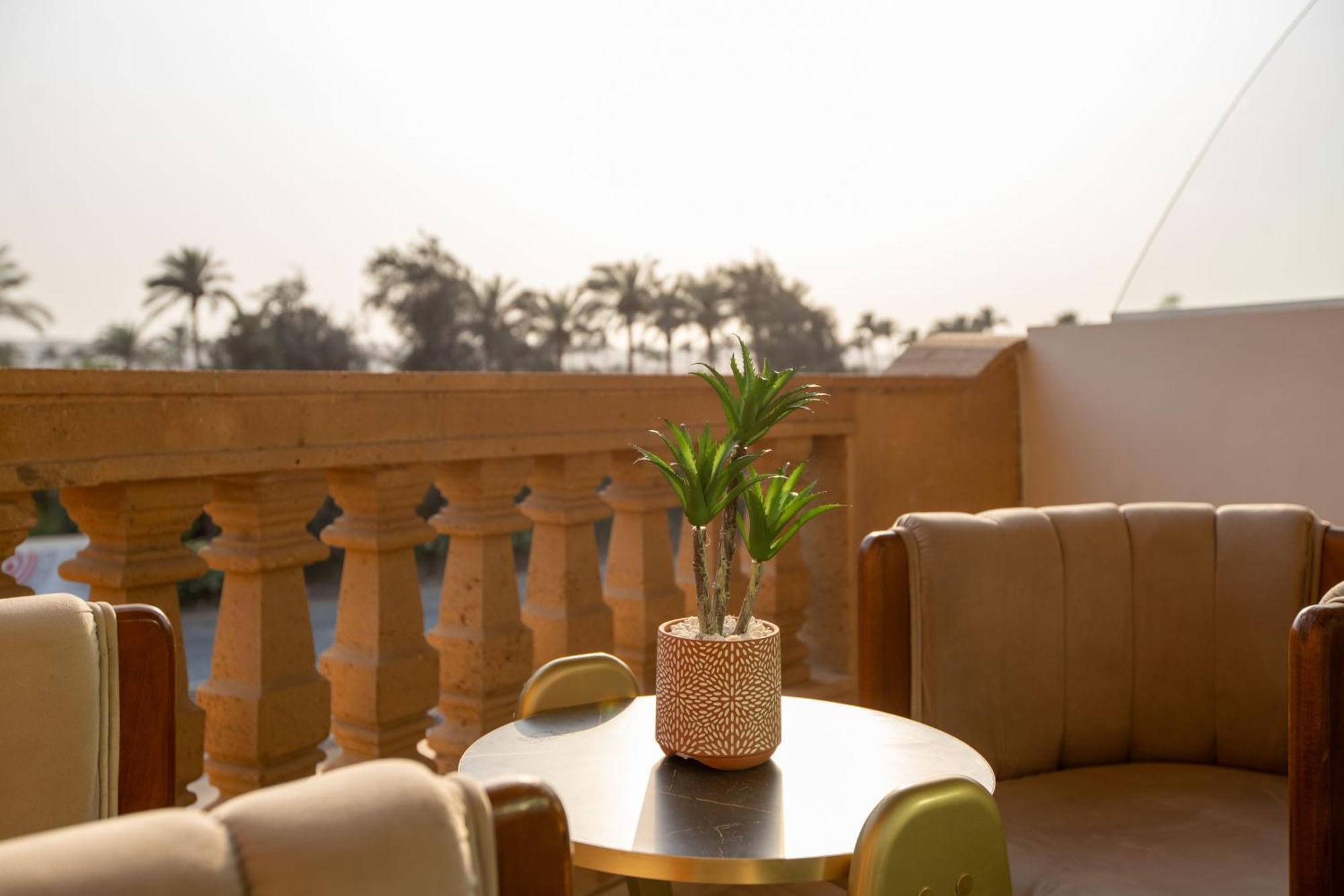 Golden Palm Sunrise Inn Kafret el-Gabal エクステリア 写真