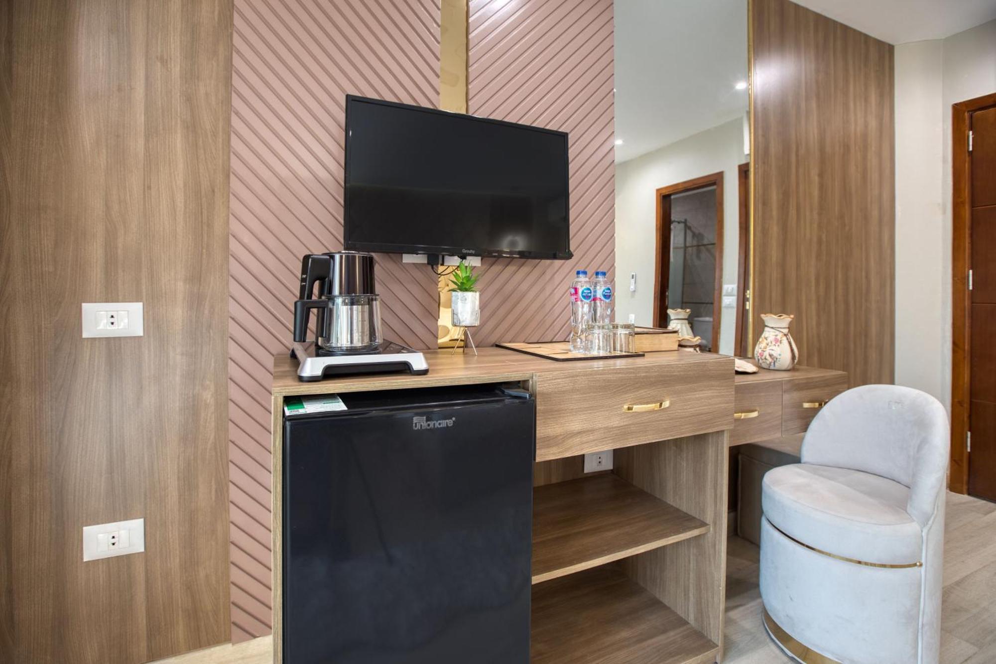 Golden Palm Sunrise Inn Kafret el-Gabal エクステリア 写真