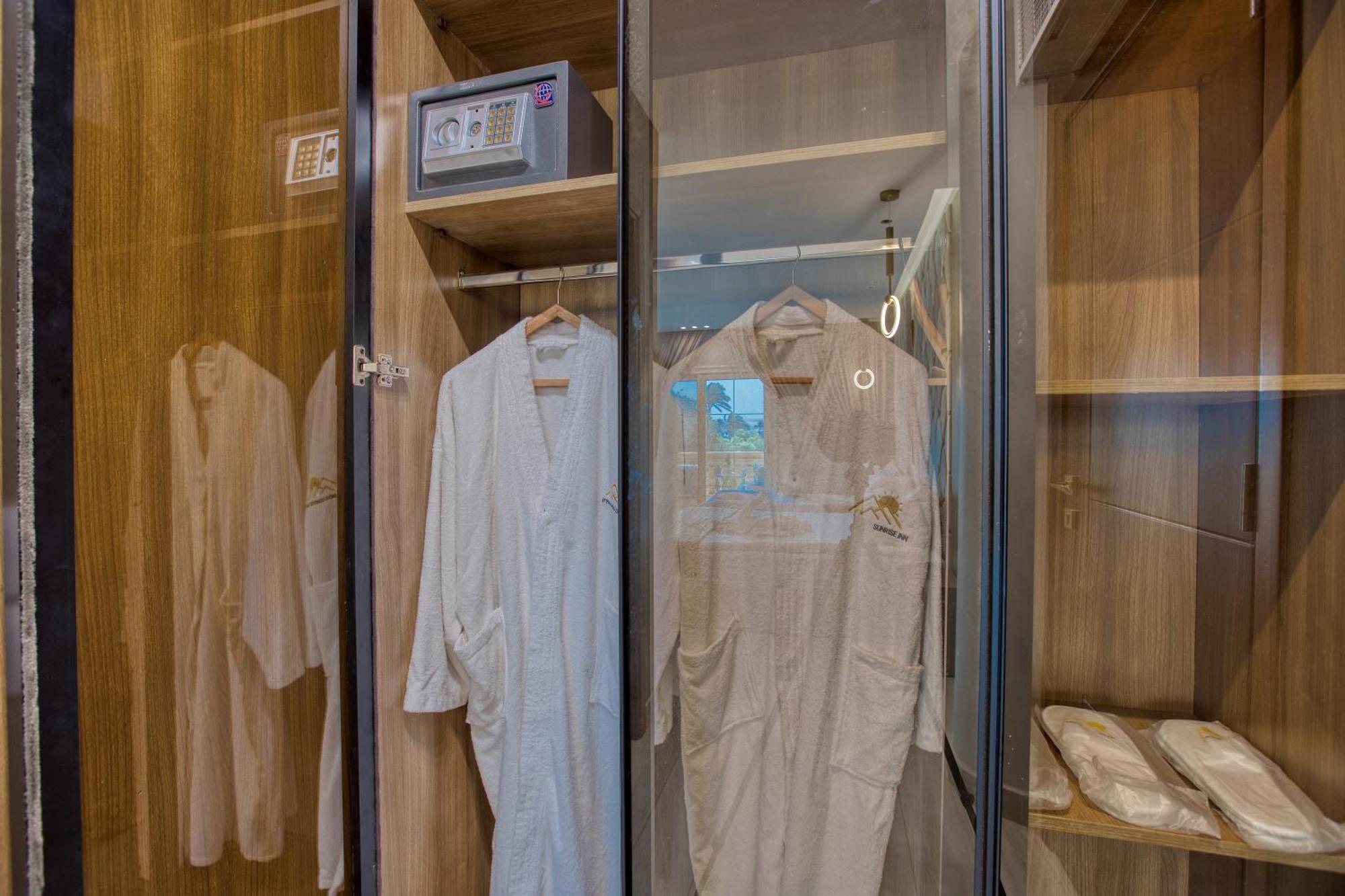 Golden Palm Sunrise Inn Kafret el-Gabal エクステリア 写真