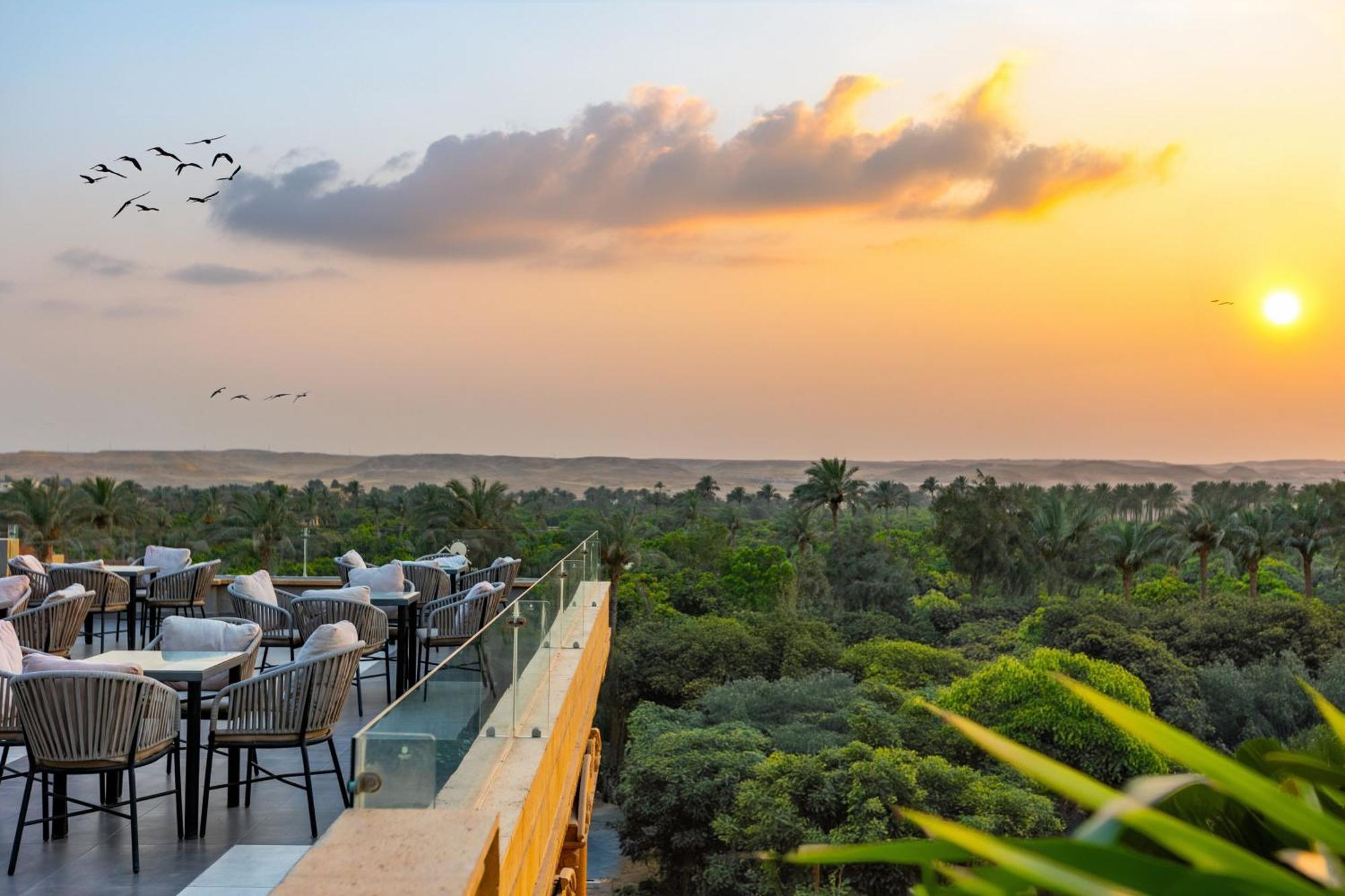 Golden Palm Sunrise Inn Kafret el-Gabal エクステリア 写真